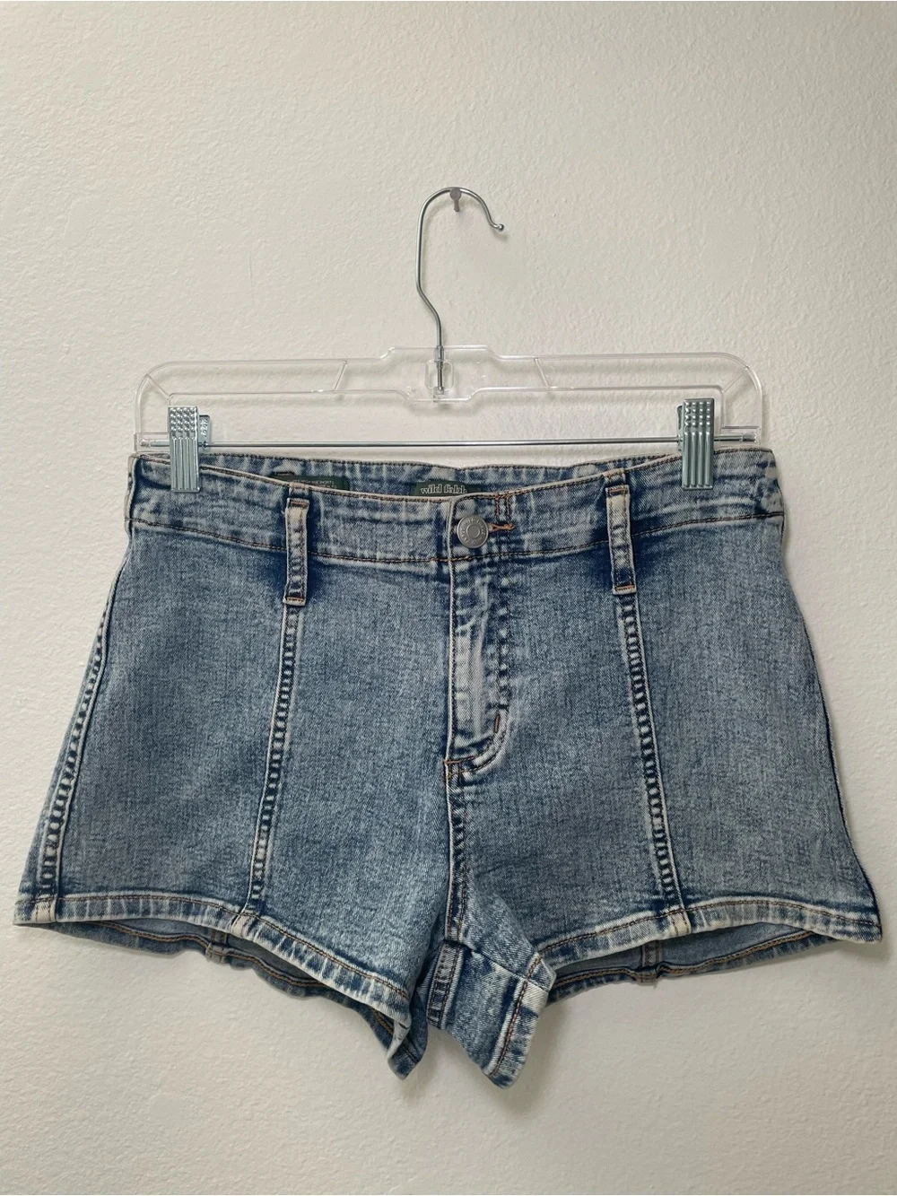 Wild Fable Super High Rise Denim Shorts Womens Light Wash Stretch Size 6